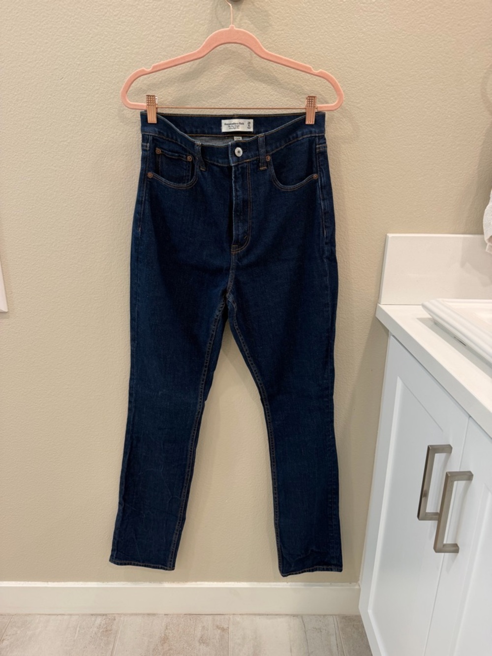Abercrombie & Fitch Slim Straight Ultra high rise curve Dark Blue Denim Jeans